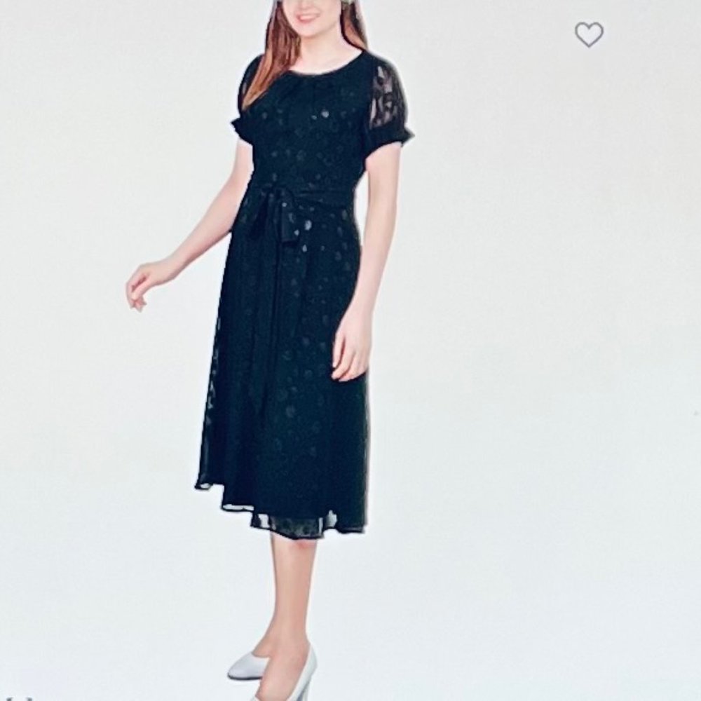 Elegant Black Lace Dress